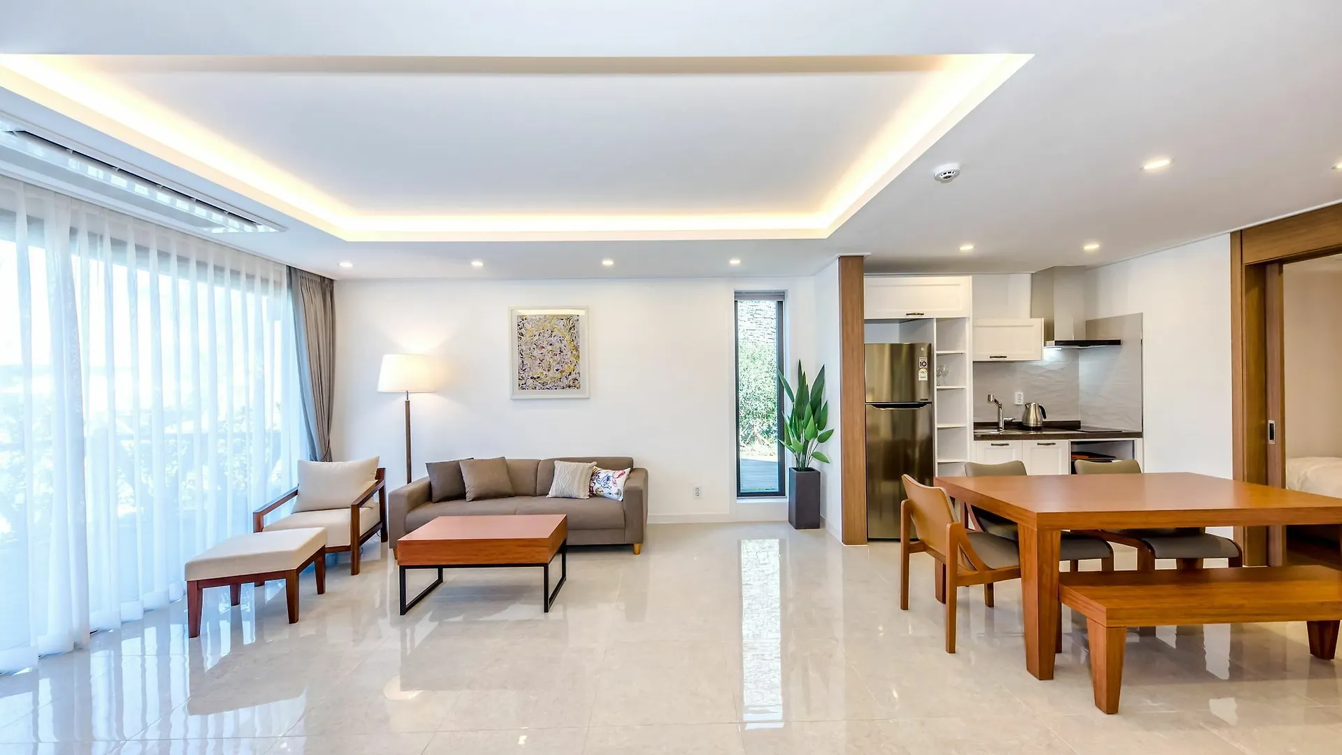 Arts Spa&Poolvilla Jeju 3*,